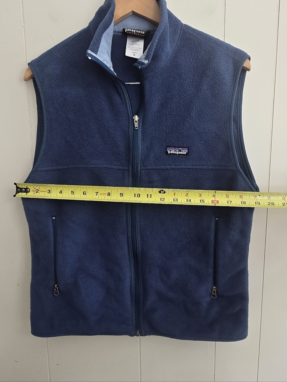 Patagonia Men's Blue Full‑Zip Fleece Vest-Size M - Picture 3 of 5